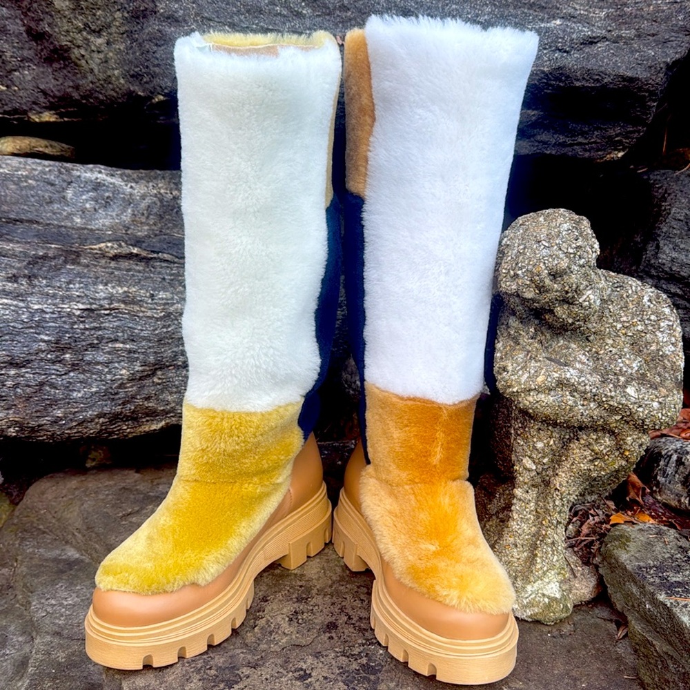FREE PEOPLE REAL FUR TALL COLORBLOCK BOOTS - 37 EURO/ 7 US 💙🤍🤎❄️ - Picture 7 of 10